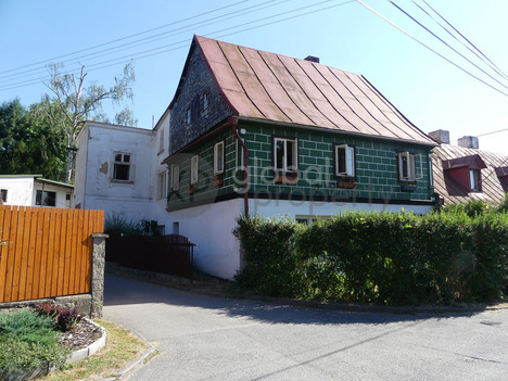Prodej rodinného domu 250 m2 podlahové plochy, pozemek 506 m2, Česká Kamenice okr. Děčín